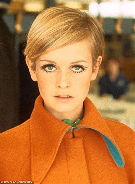 stylish twiggy haircuts.